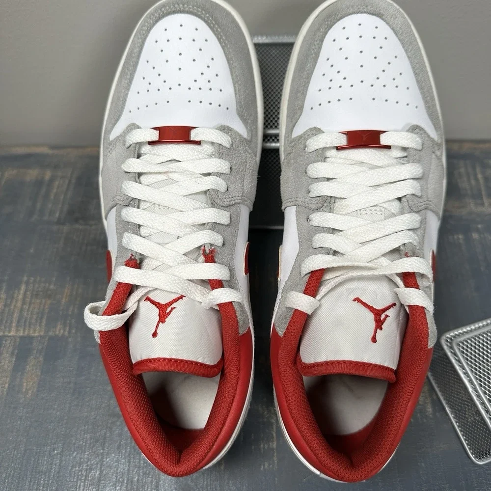 NIKE Air Jordan 1 Low SE Light Smoke Grey Gym Red Glitter Mens 8.5 Womens 10